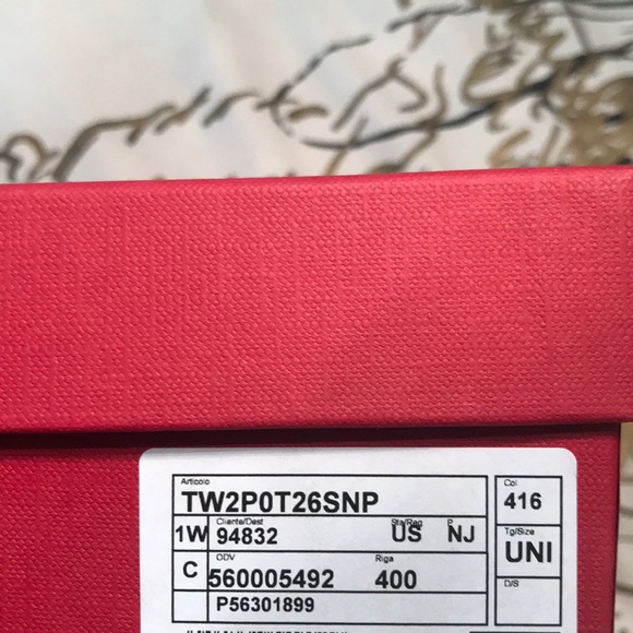 Authentic Valentino crossbody bag with chain - Picture 7 of 9